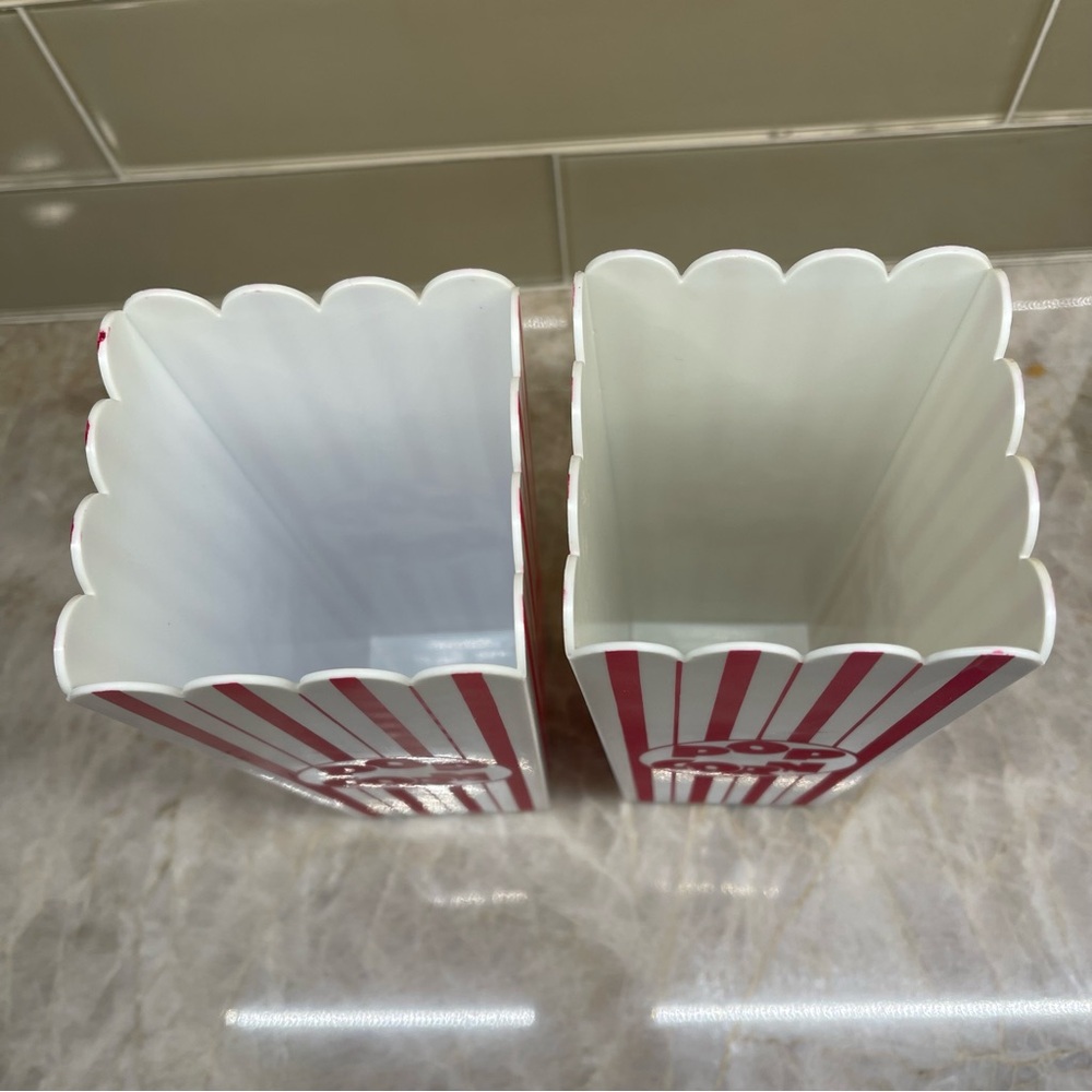 Plastic Popcorn Containers - Picture 9 of 10